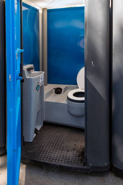 Best Emergency porta potty rental  in Gervais, OR